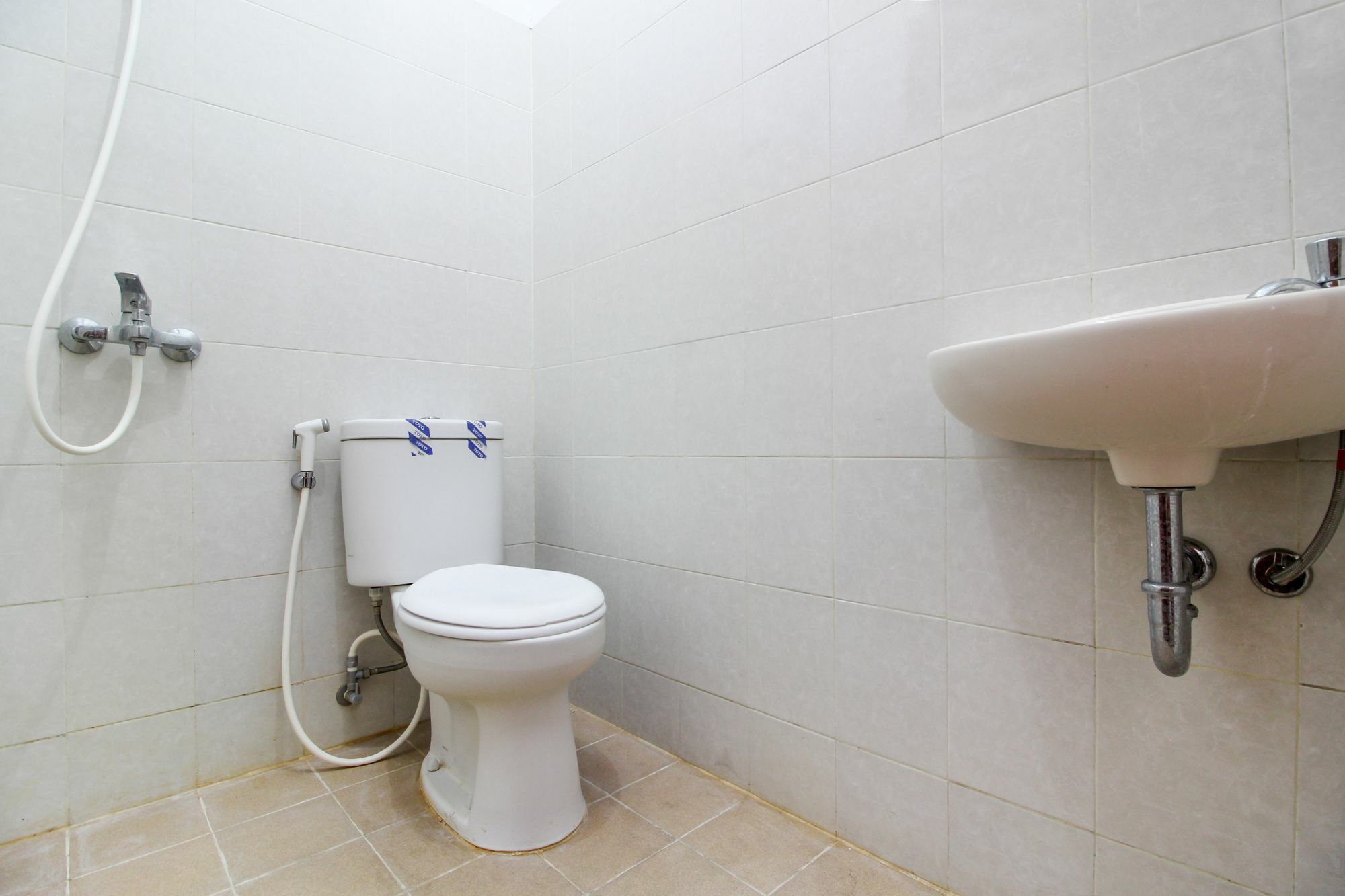 Reddoorz Plus Near Alun Alun Selatan Джокьякарта Экстерьер фото